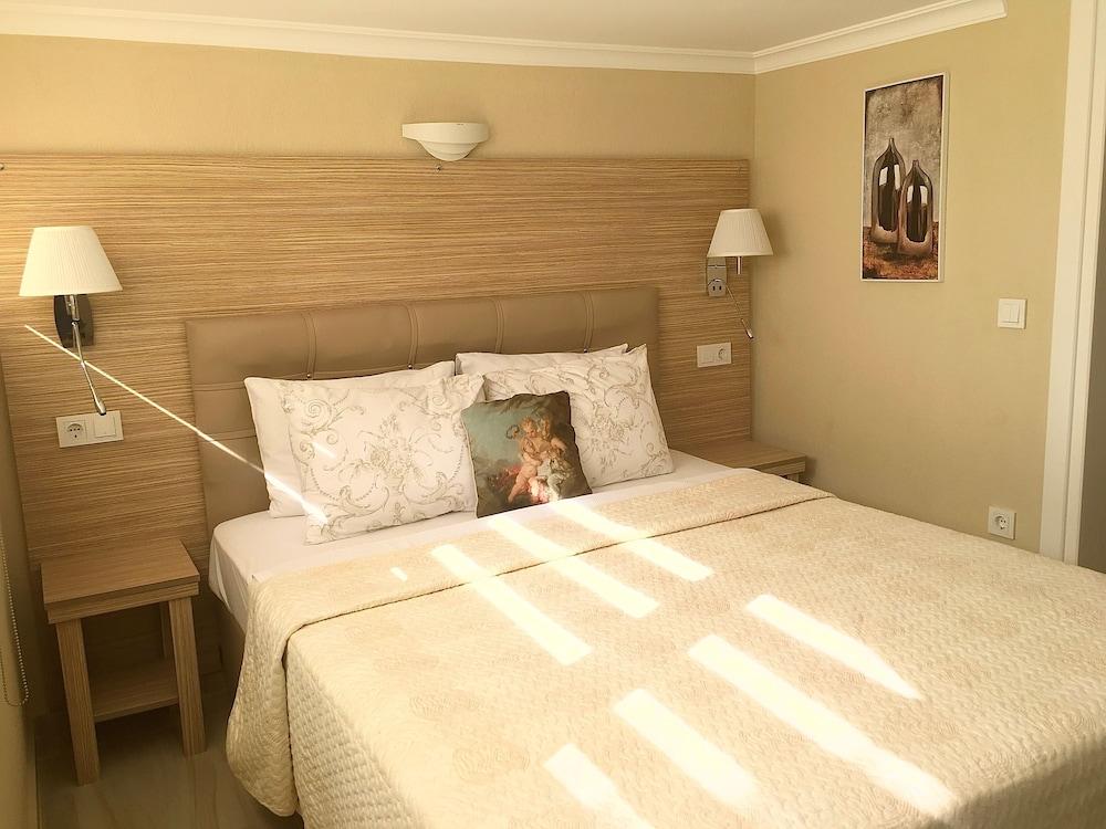 Sounds Of Berg Hotel ดาลยัน ภายนอก รูปภาพ