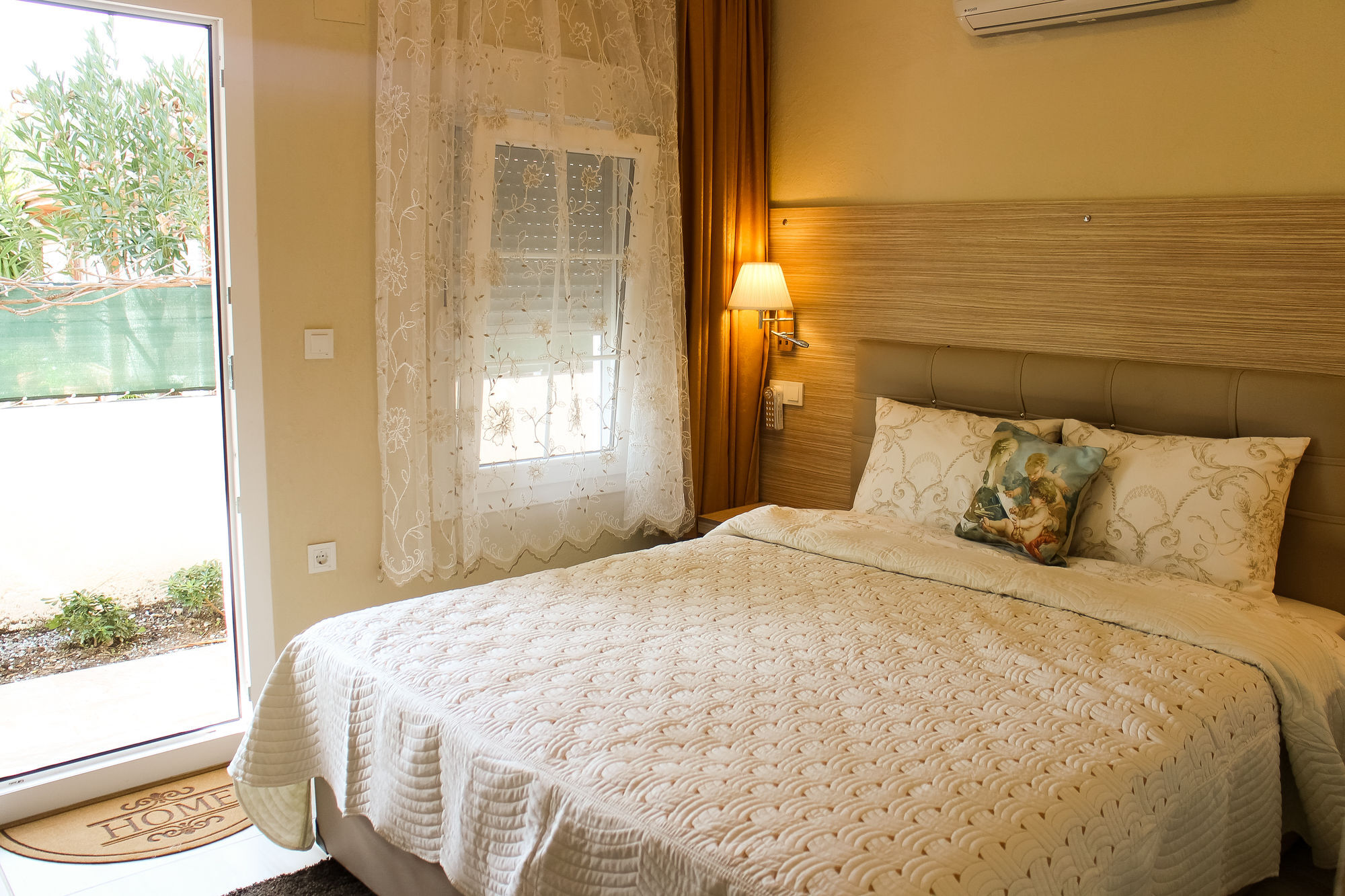 Sounds Of Berg Hotel ดาลยัน ภายนอก รูปภาพ